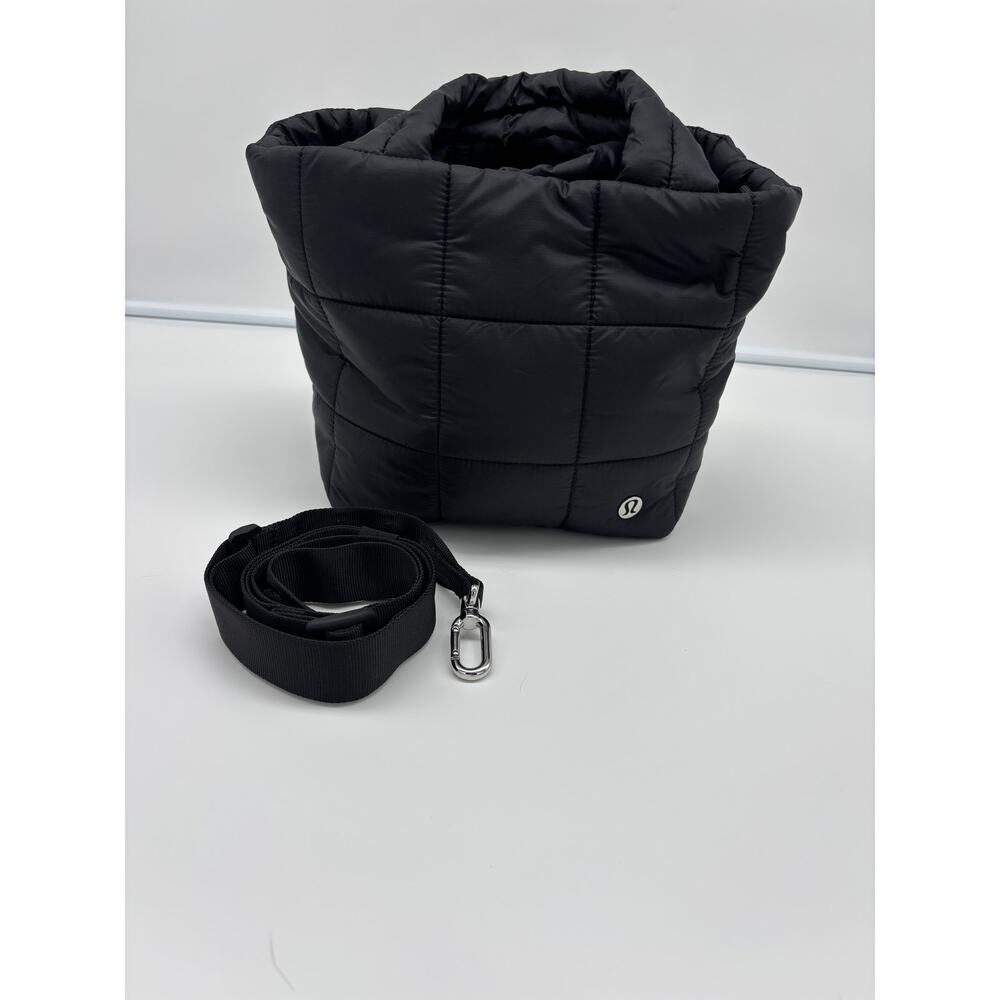 Lululemon All the Essentials Kit 2.5L